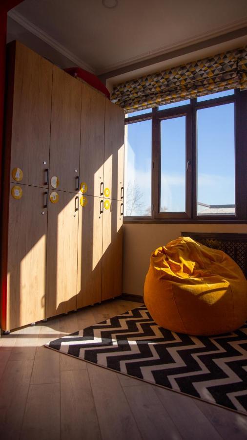 People Hostel Bishkek Exterior photo