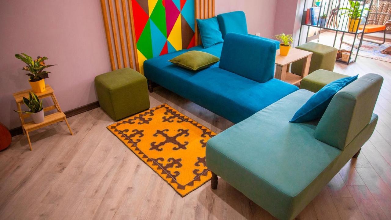 People Hostel Bishkek Exterior photo